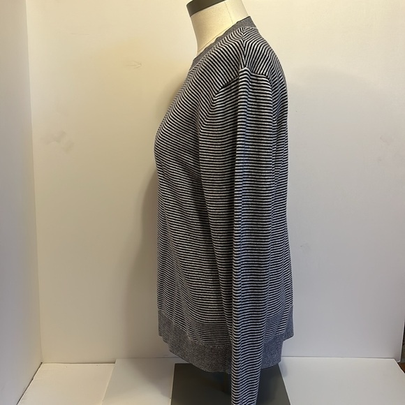 BONOBOS Navy Blue and White Crew Neck Long Sleeve Sweater Women's Size Large - Picture 4 of 7